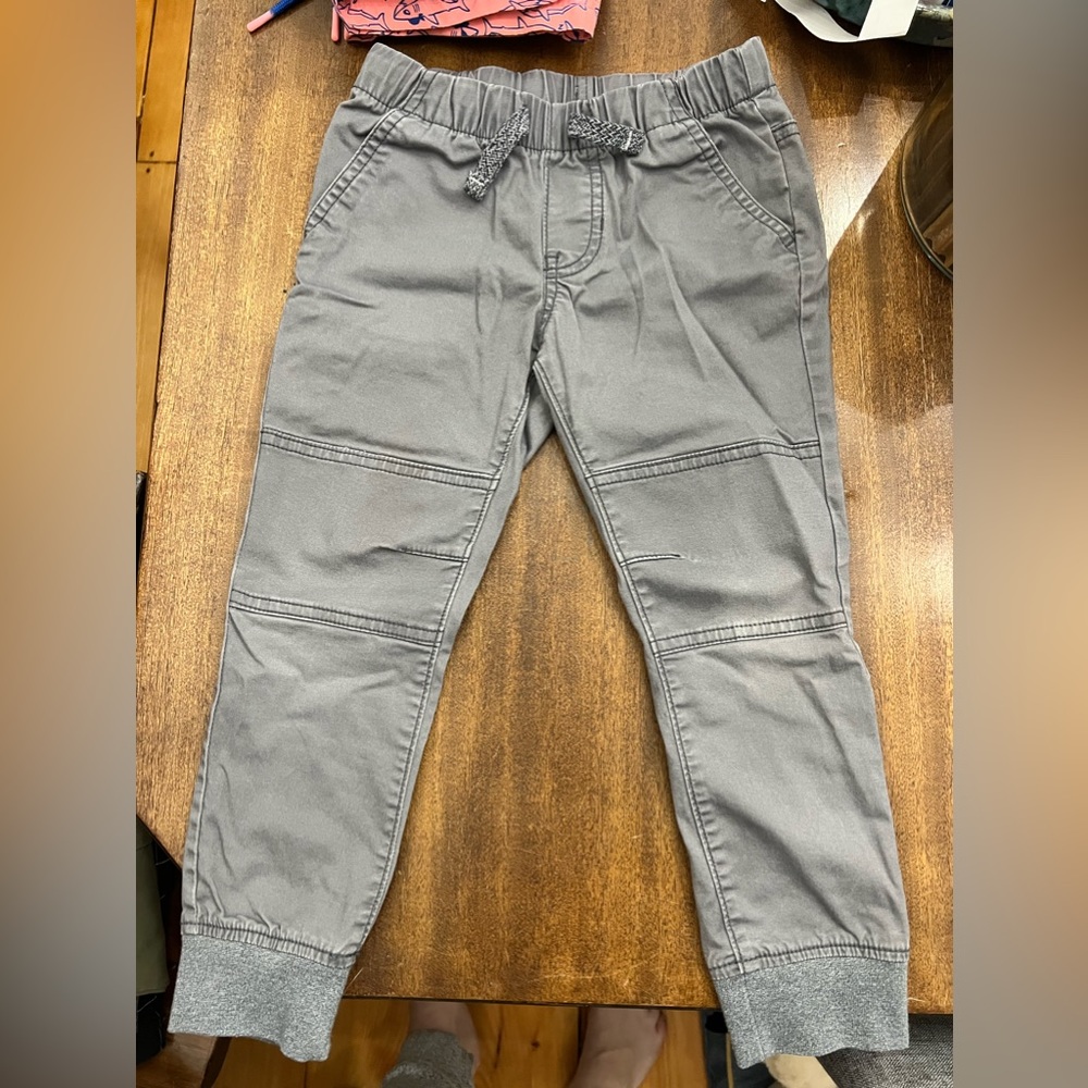Gray Cat& Jack 4T Joggers like- new